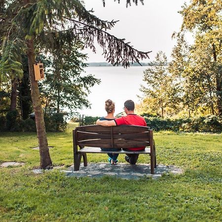 Ferienwohnung Direkt Am Potzlower See Esterno foto