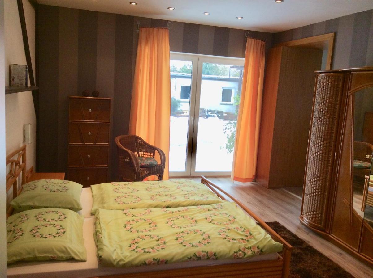 Ferienwohnung Direkt Am Potzlower See Esterno foto